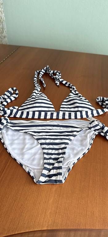 Costumi da bagno & Bikini: Bikini Marke fat face  – Usato da Unterägeri venduto da Dan_6bcw