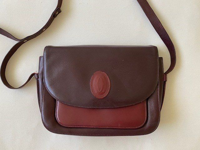 Cartier Borse da donna: Cartier Handtasche ab CHF 1,- – Usato da Adligenswil venduto da Propylon