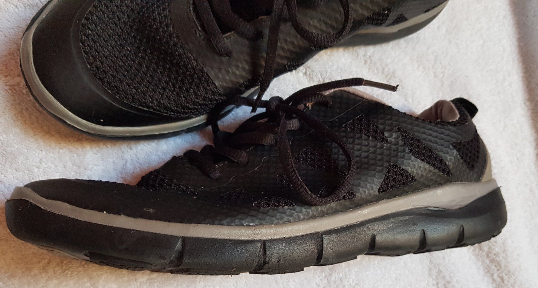 Herrenschuhe: Sneaker Herren Gr.43 Crane schwarz – Gebraucht aus Happerswil von Aelva.88 1
