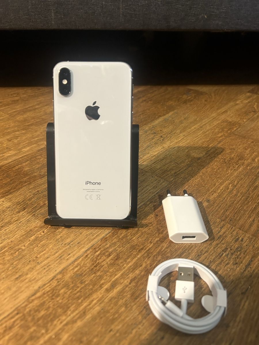 Apple Telefoni cellulari / Smartphones: iPhone XS, 64GB, Blanc. – Nuovo (secondo la descrizione) da Biel/Bienne venduto da Djemel-Boughrassa 1