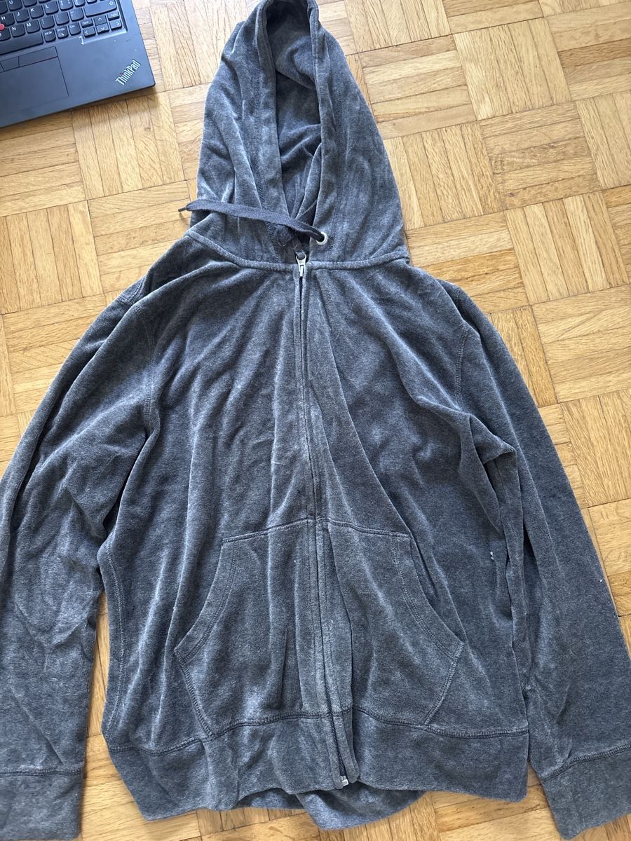 C&A Giacche: Graue Samtjacke von C&A, grösse S-M – Usato da Bern venduto da ser_6vm5