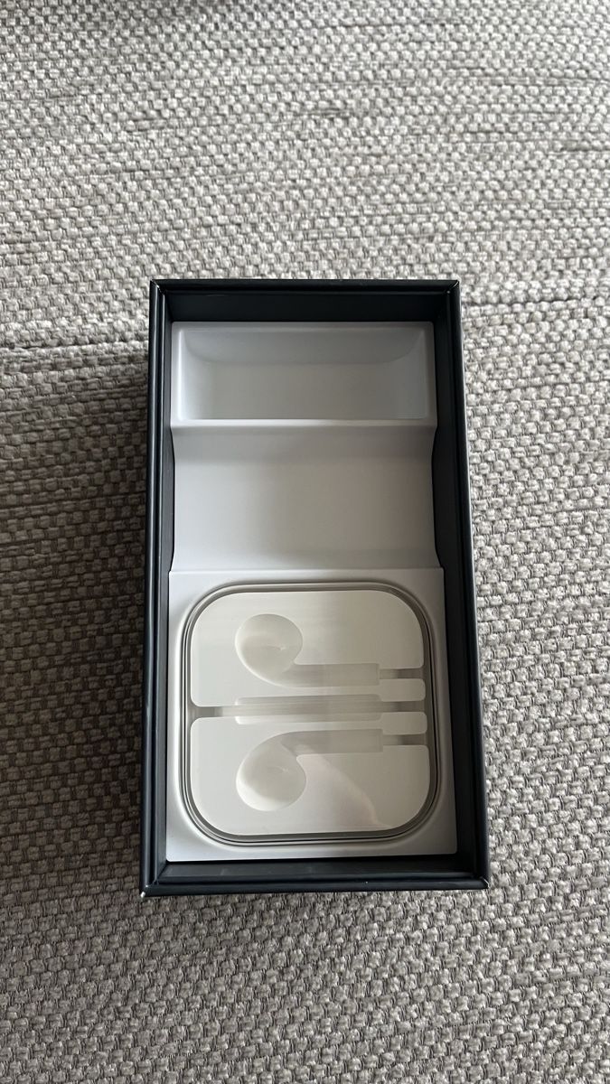 Apple Telefoni cellulari / Smartphones: iPhone 5 - Mit Originalverpackung – Difettoso da Windisch venduto da Watterson 2