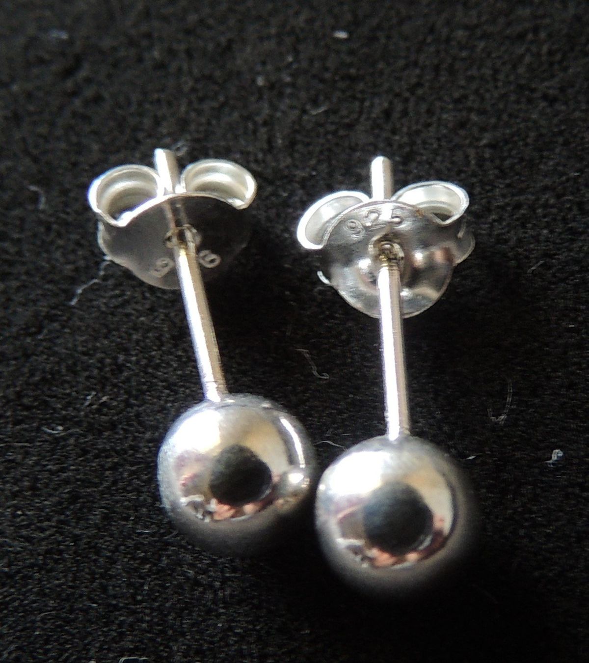Orecchini pendenti & Orecchini a lobo: Silber 925 Kugel Ohrstecker 4 mm – Nuovo (secondo la descrizione) da Waldenburg venduto da schaller707 3