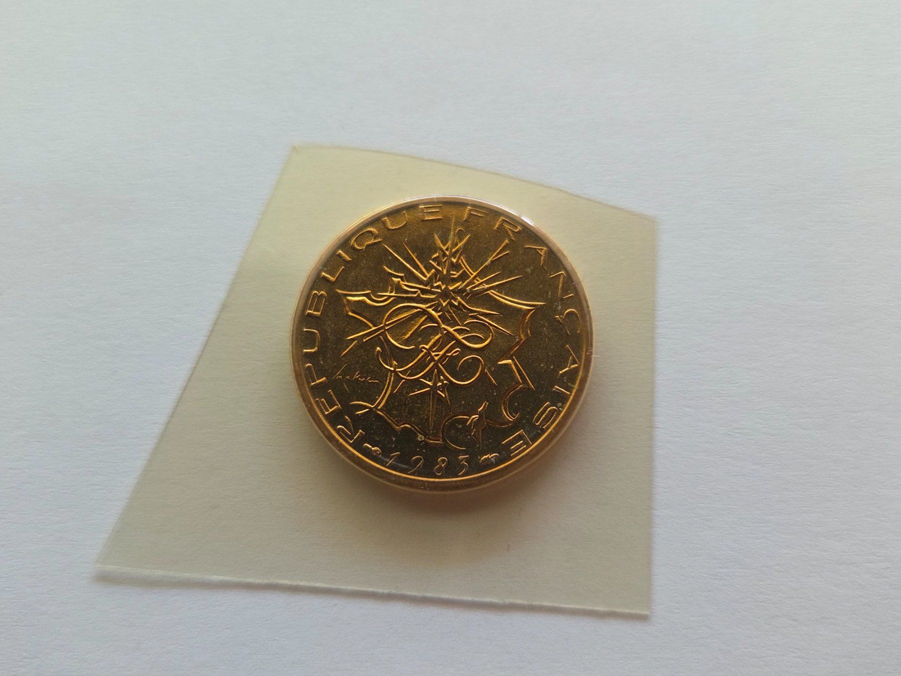 Tutti le monete: 10 Francs Fleurs de Coins 1983 – Nuovo (secondo la descrizione) da Pravidondaz venduto da LVtik 1