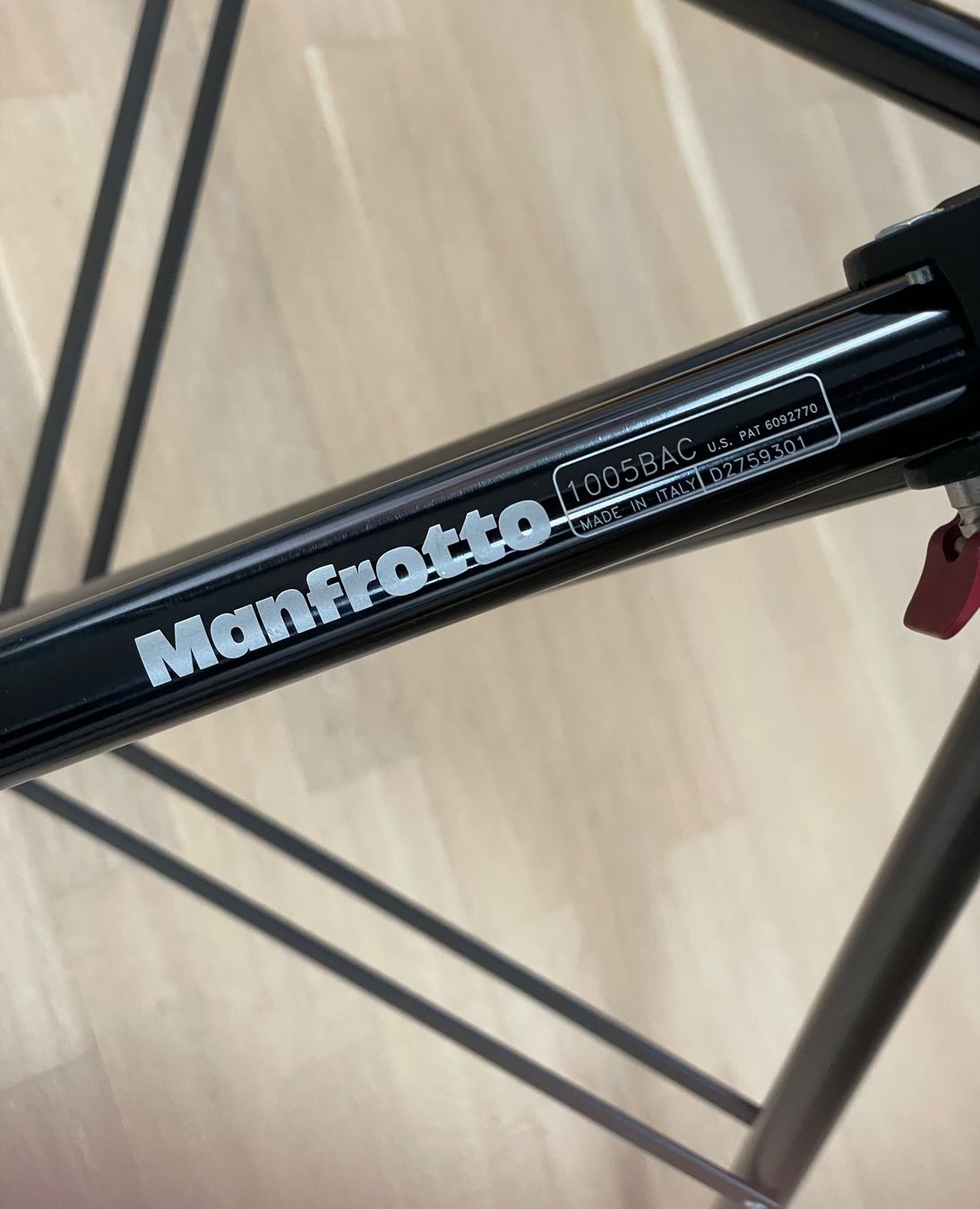 Manfrotto Stative & Stativköpfe: Manfrotto 1005BAC Lampenstativ – Gebraucht aus Zürich von aab_fg7l 1
