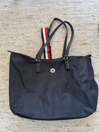 Tommy Hilfiger Tasche/ Shopper für Uni/ Schule 