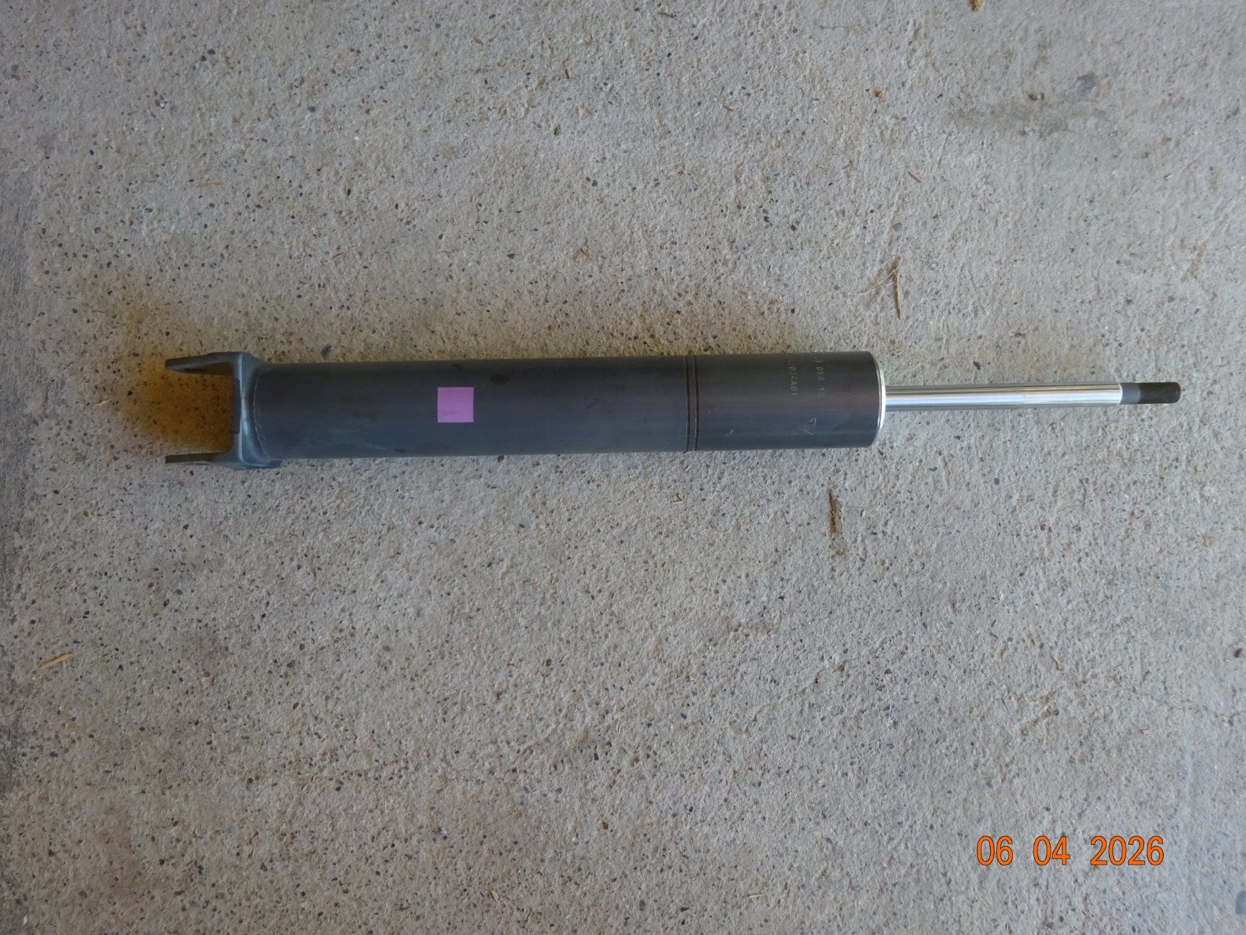 Porsche Tutti pezzi di ricambio auto: Original Sachs Stossdaempfer 997 333 059 10 - Top Zustand! – Nuovo (secondo la descrizione) da Wegenstetten venduto da felipe.00001