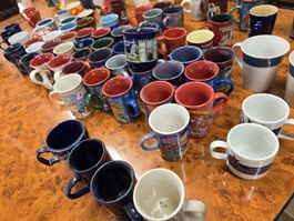 Sammlung Tassen Becher Weihnachten Winter diverse Motive