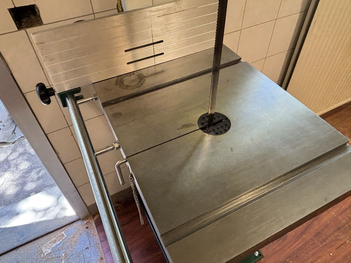 Toutes les machines: Bandsäge Record Power Sabre 350 – D'occasion à Chur par Kliiholz 3