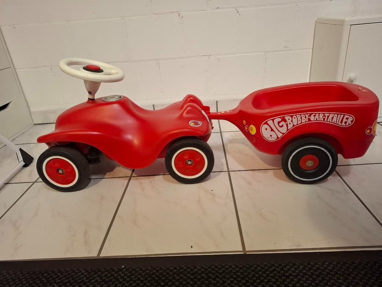 Veicoli per bambini: Bobby Car mit Anhänger – Usato da Abtwil SG venduto da A.M.S.1.9.8.1