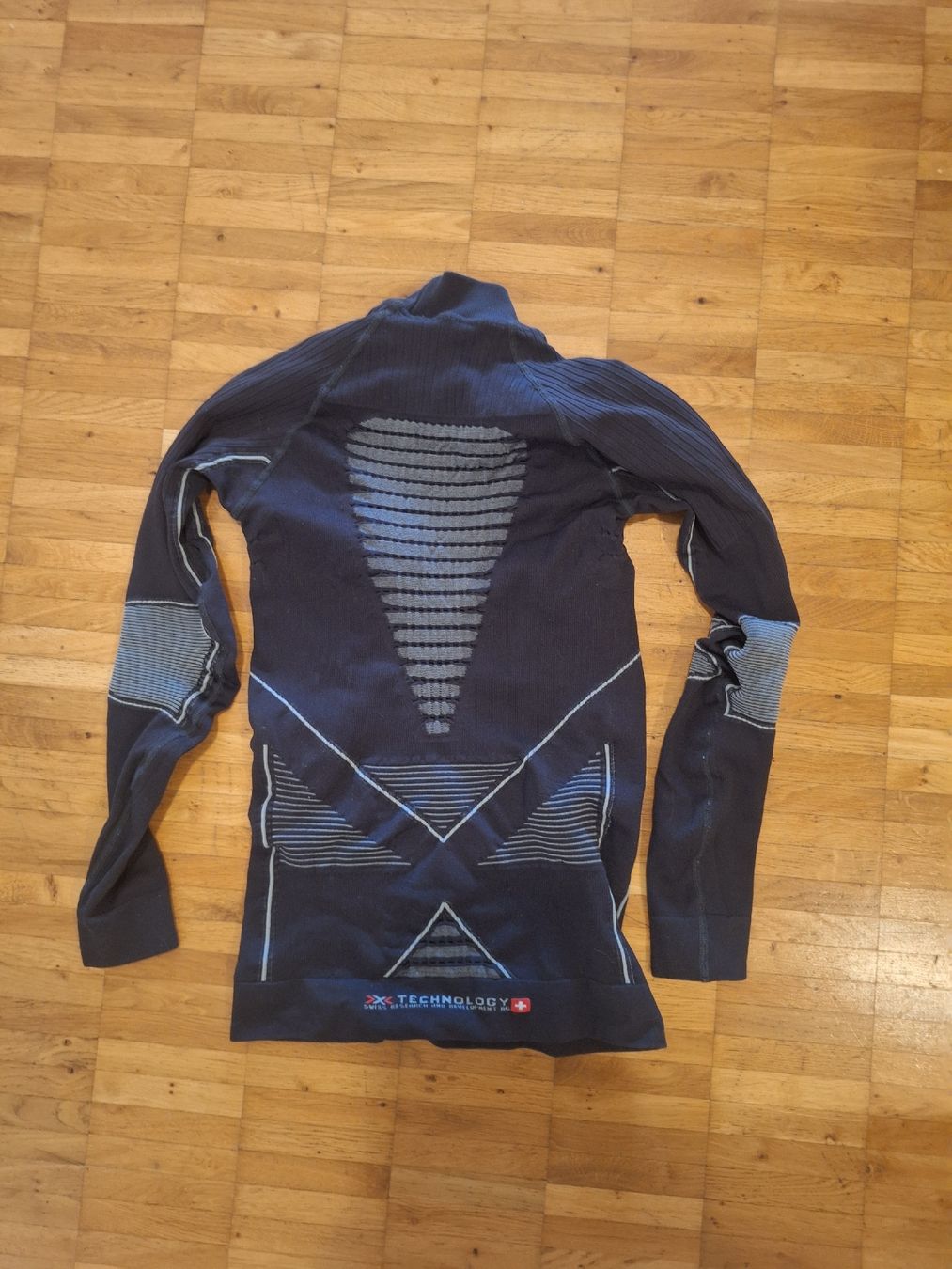 X-bionic Altra biancheria intima: X-Bionic Langarmshirt Damen Grösse S/ M Schwarz – Usato da Aarwangen venduto da fam_2gfw 1