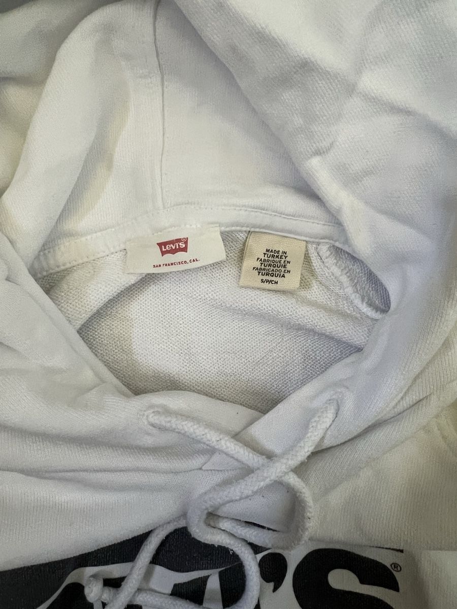Levi's Maglioni & Felpe: Levi's Pullover weiss Grösse S – Usato da moosseedorf venduto da andrina.salis 2