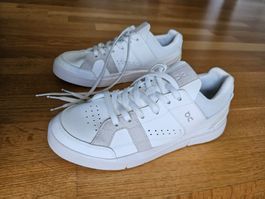 Baskets On - The Roger Clubhouse