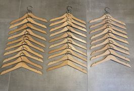 Holz Kinderkleiderbügel / 29 Stück
