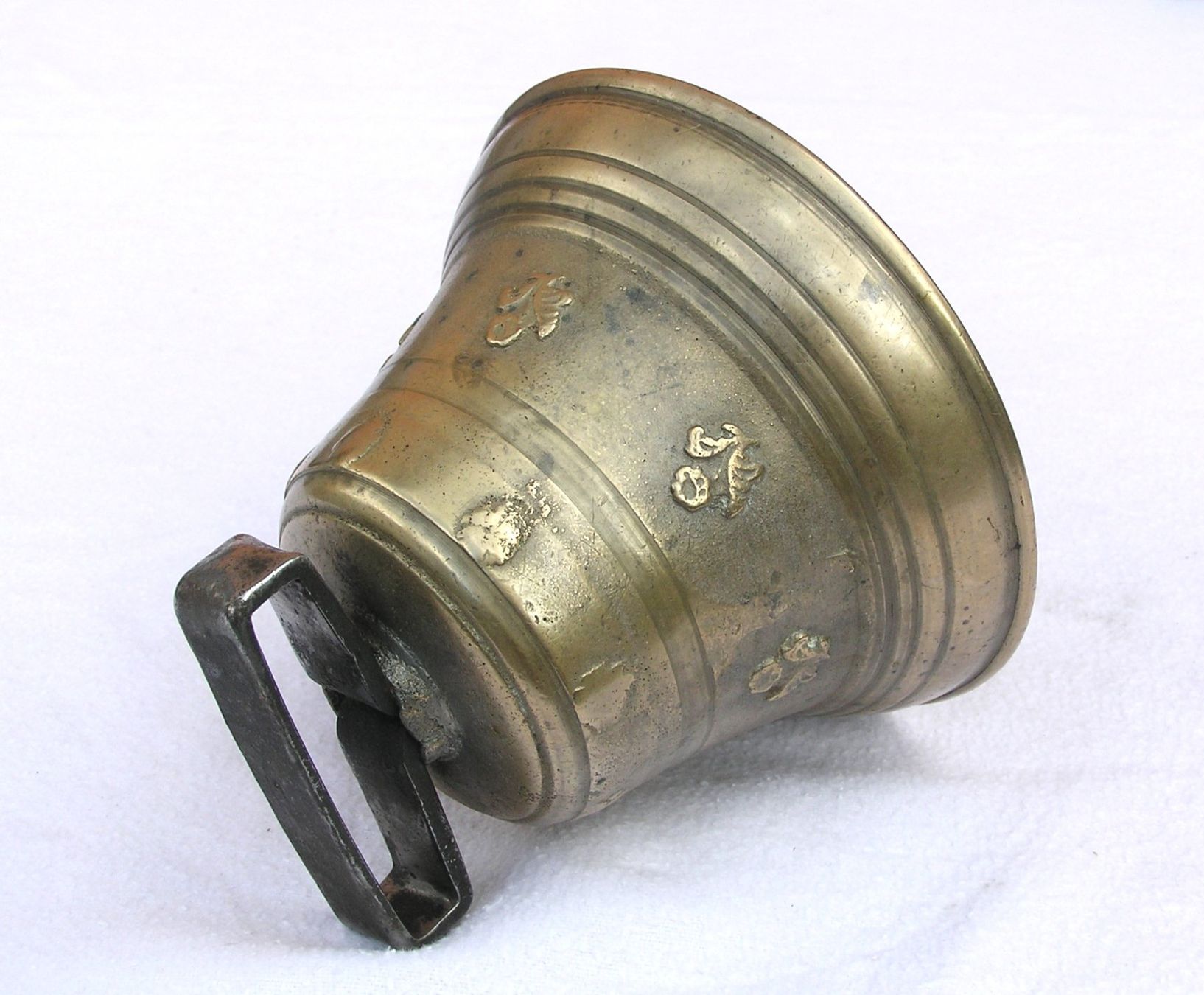 Cloches & sonnailles: ALTE GLOCKE – D'occasion à Grenchen par Antique-hunter 1