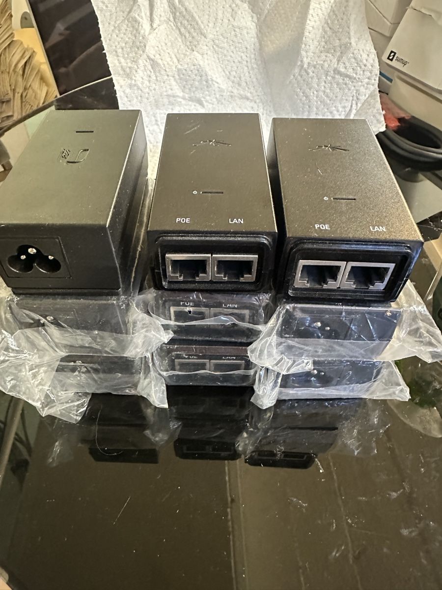 Ubiquiti Laufwerke & Adapter: UniFi PoE Adapter 9 Stk. – Neu (gemäss Beschreibung) aus Luzern von FrankGroebel