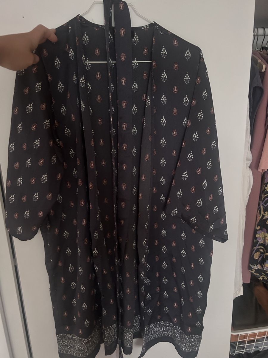 Kimono: Esprit Top und Etam Morgenmantel – Usato da Unterseen venduto da soc_9jdx 1