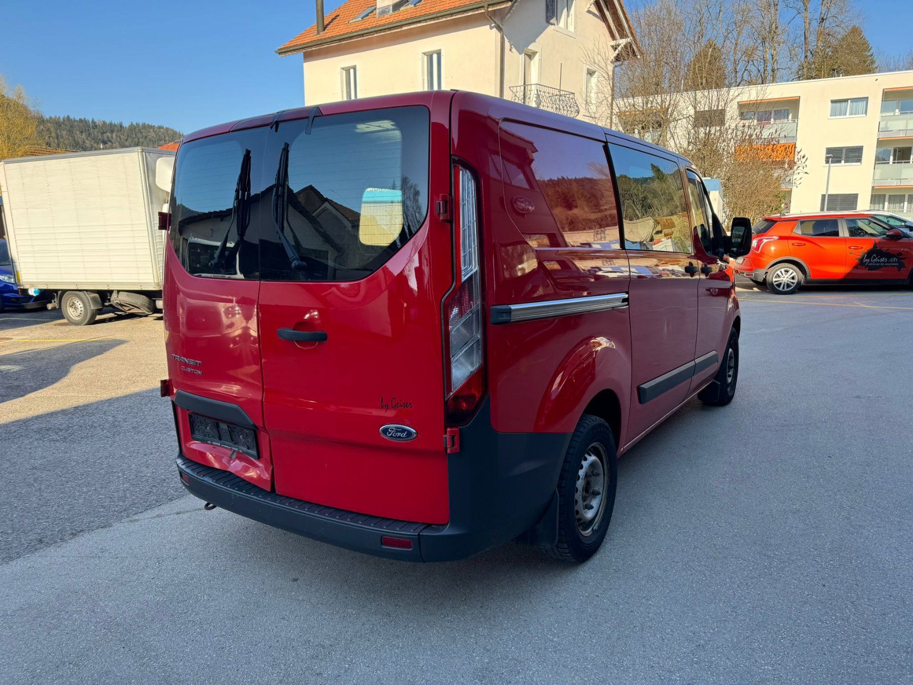 Ford Veicoli commerciali: Transit Custom 2.2lt 100cv – Usato da Couvet venduto da Geiser-Automobiles 2