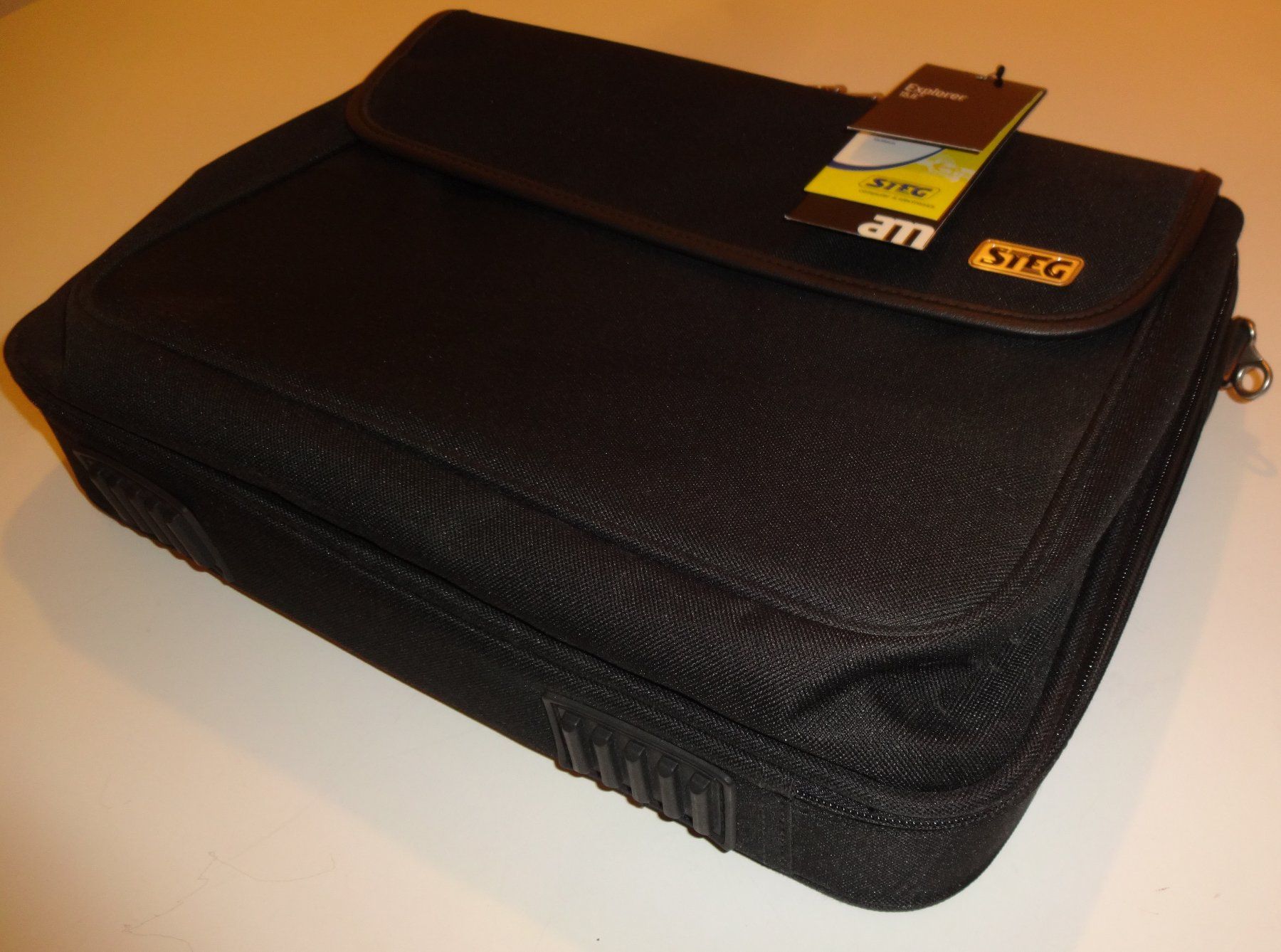 Borse: Laptop Tasche STEG Explorer 15,6" – Nuovo (secondo la descrizione) da St. Gallen venduto da WWL 4