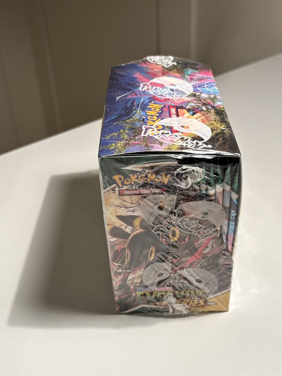 Pokémon Carte collezionabili: Pokémon Evolving Skies Booster Box EN – Nuovo e nell'imballaggio originale da Zürich venduto da EugStar 1