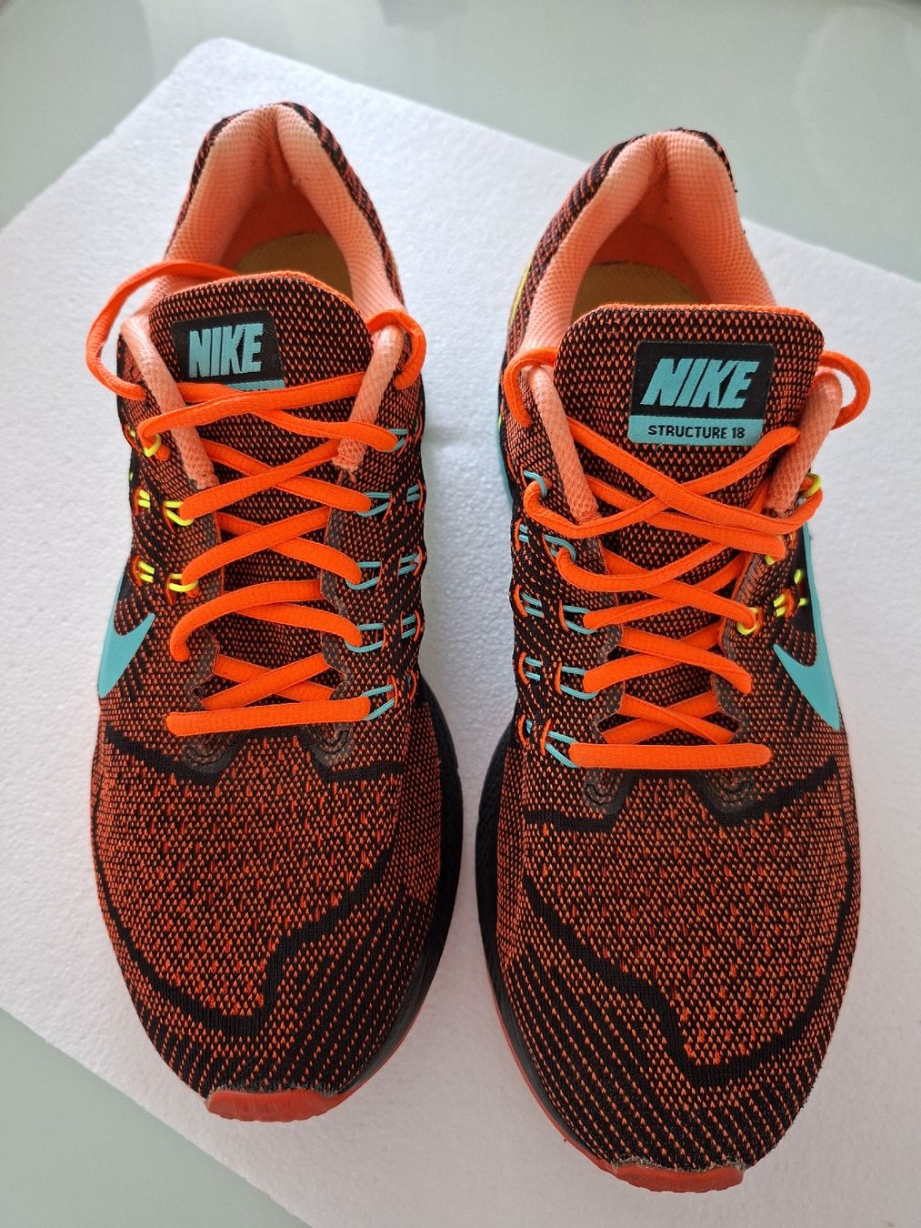 Scarpe da uomo: Chaussures de course Nike Structure 18 noires, orange – Usato da Renens VD venduto da ser_j2fn 1