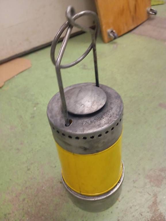 Lampade: Baustellen Petrollampe – Usato da Basel venduto da Petergunn