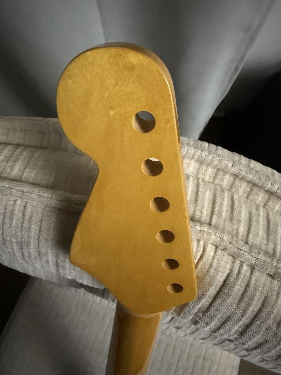 Fender Strumenti musicali: Manches fender stratocaster – Nuovo e nell'imballaggio originale da Corbeyrier venduto da ant_2r6l 8