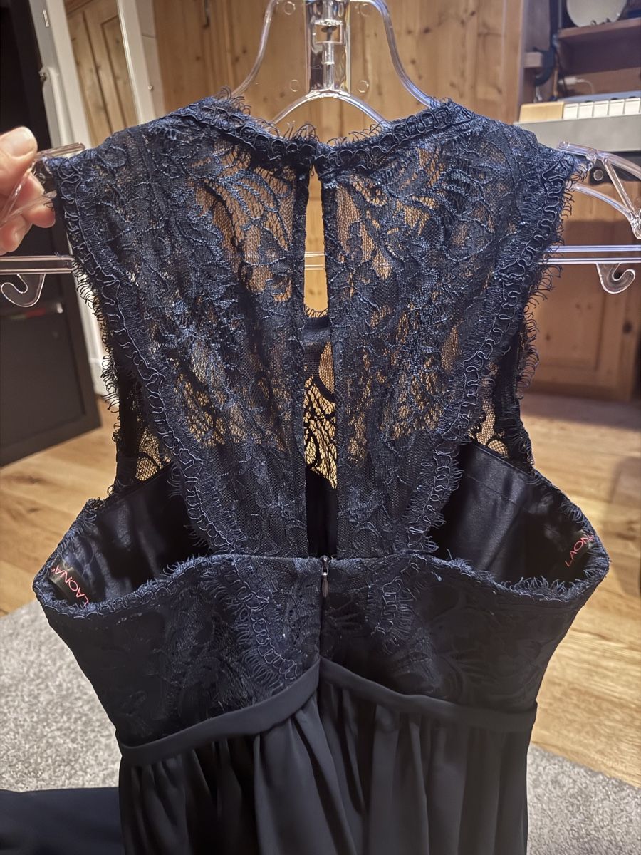 Vestiti: Kleid von Lanoa – Usato da Oberuzwil venduto da Schuhe140 3