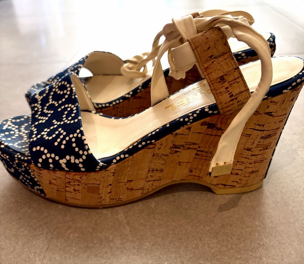 Chanel Scarpe da donna: Chanel wedges size 37 – Usato da Cologny venduto da sab_xh7v 1
