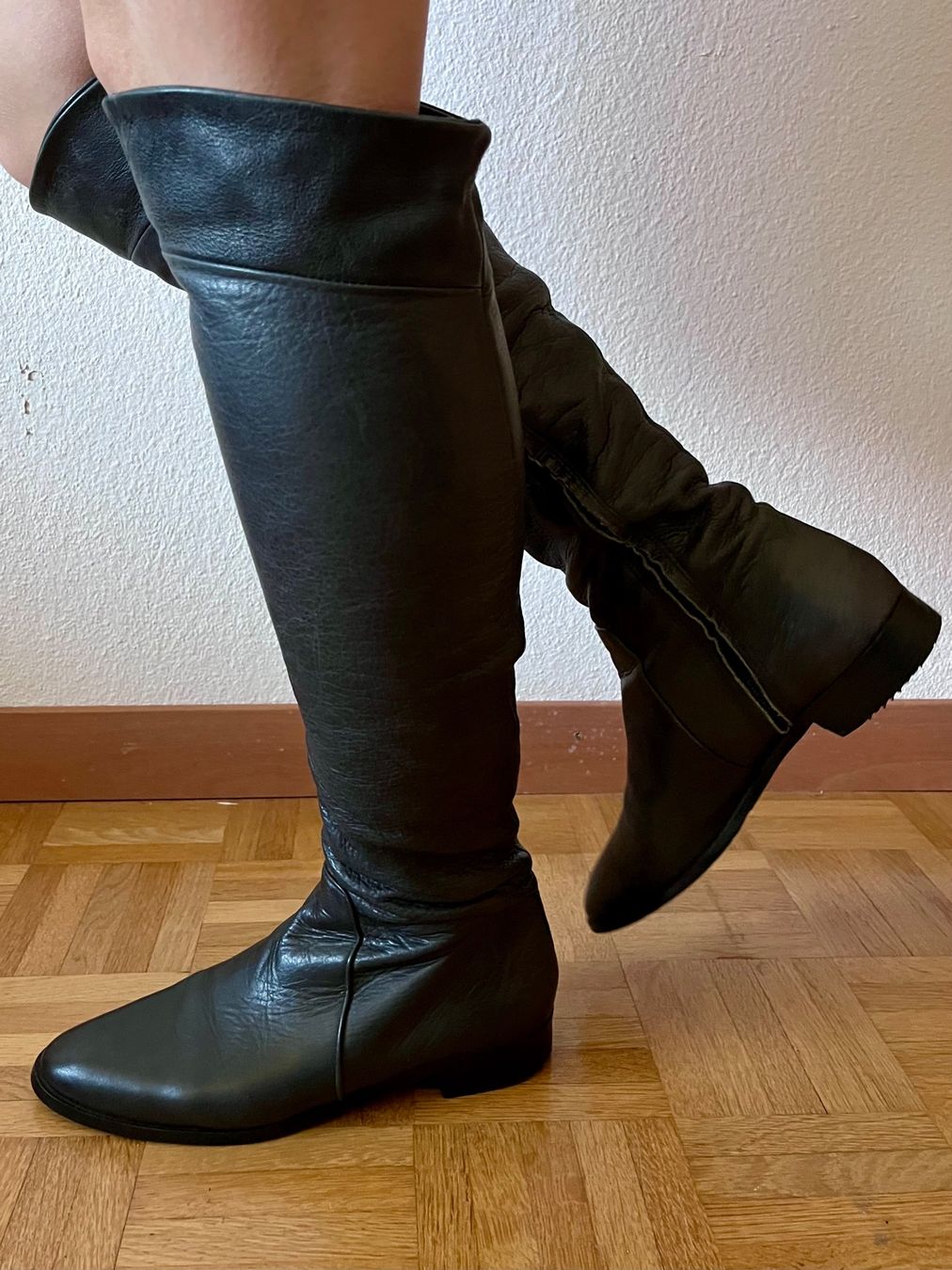 Scarpe da donna: Underknee-Boots mit umschlagbarem Schaft Echt Leder Gr. 36 – Nuovo (secondo la descrizione) da Kilchberg ZH venduto da LittleMissSunshine 5