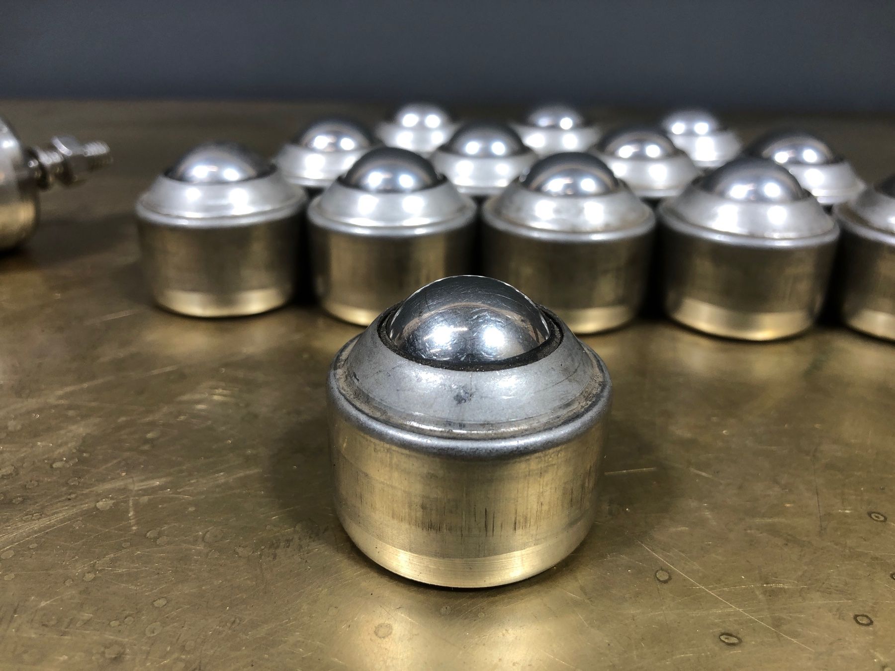 Sonstiges zum Lager & Transport: Kugelrollen Alwayse D: 40mm, H: 36mm – Gebraucht aus Laufenburg von Sirluger 2