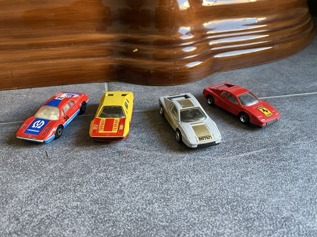 Ferrari Modellautos: Matchbox Ferrari Testarossa + Ferrari 308 GTB  – Gebraucht aus St. Margrethen SG von Alfista_159