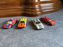 Matchbox Ferrari Testarossa + Ferrari 308 GTB 