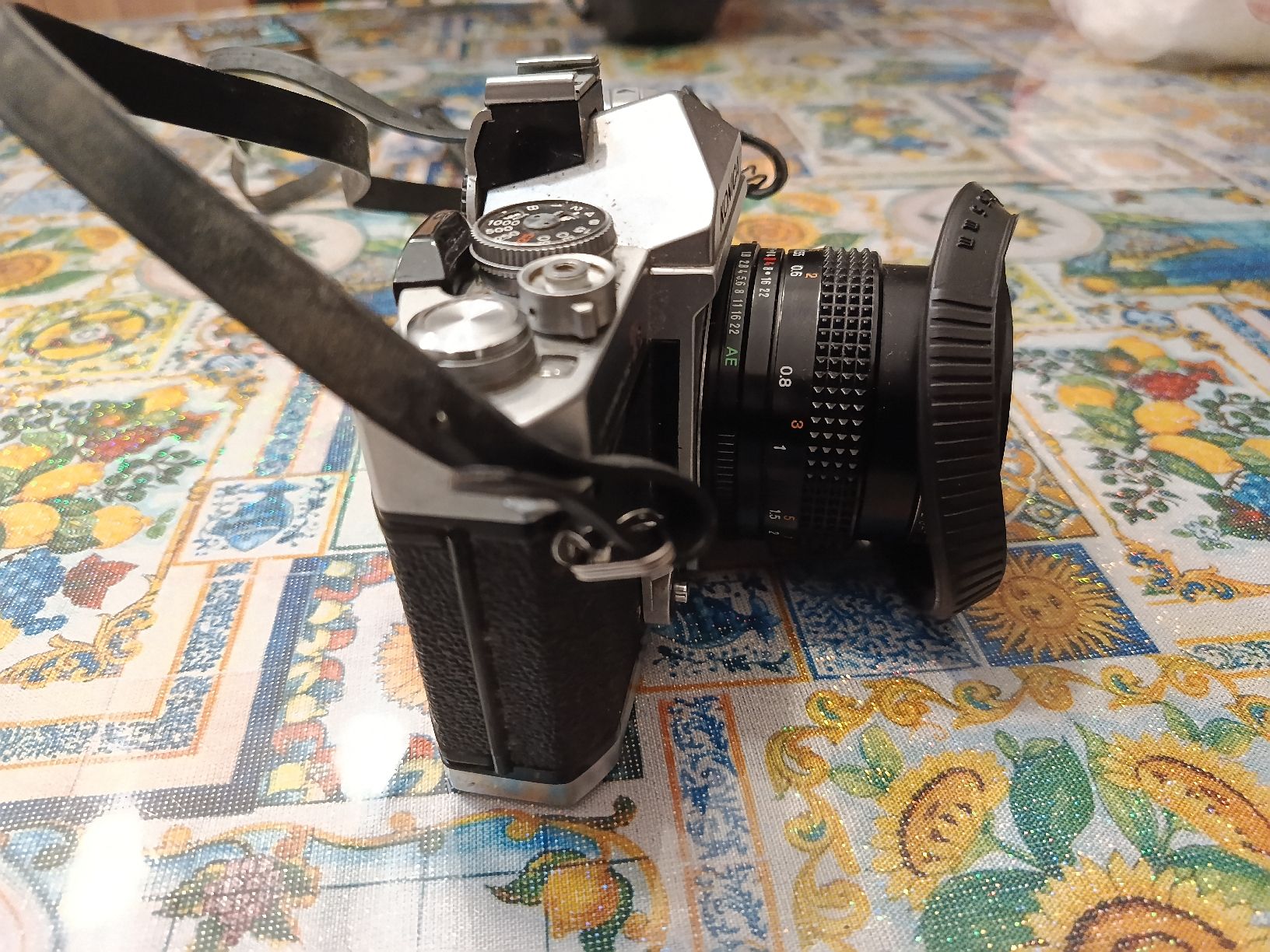 Konica Appareil photo: Konica T-3 – Défectueux à Riva San Vitale par Stekri 4