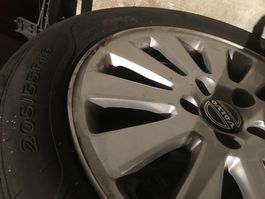 4 pneus 205/55 R16 avec jantes Volvo
