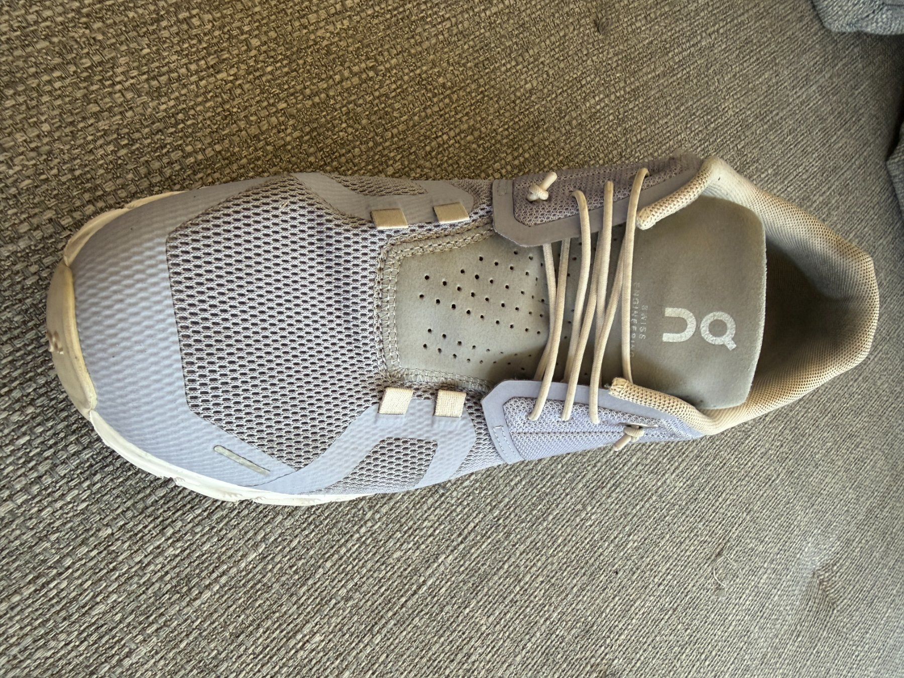 Scarpe da donna: On running Cloud 6 – Usato da Basel venduto da seyifou 2