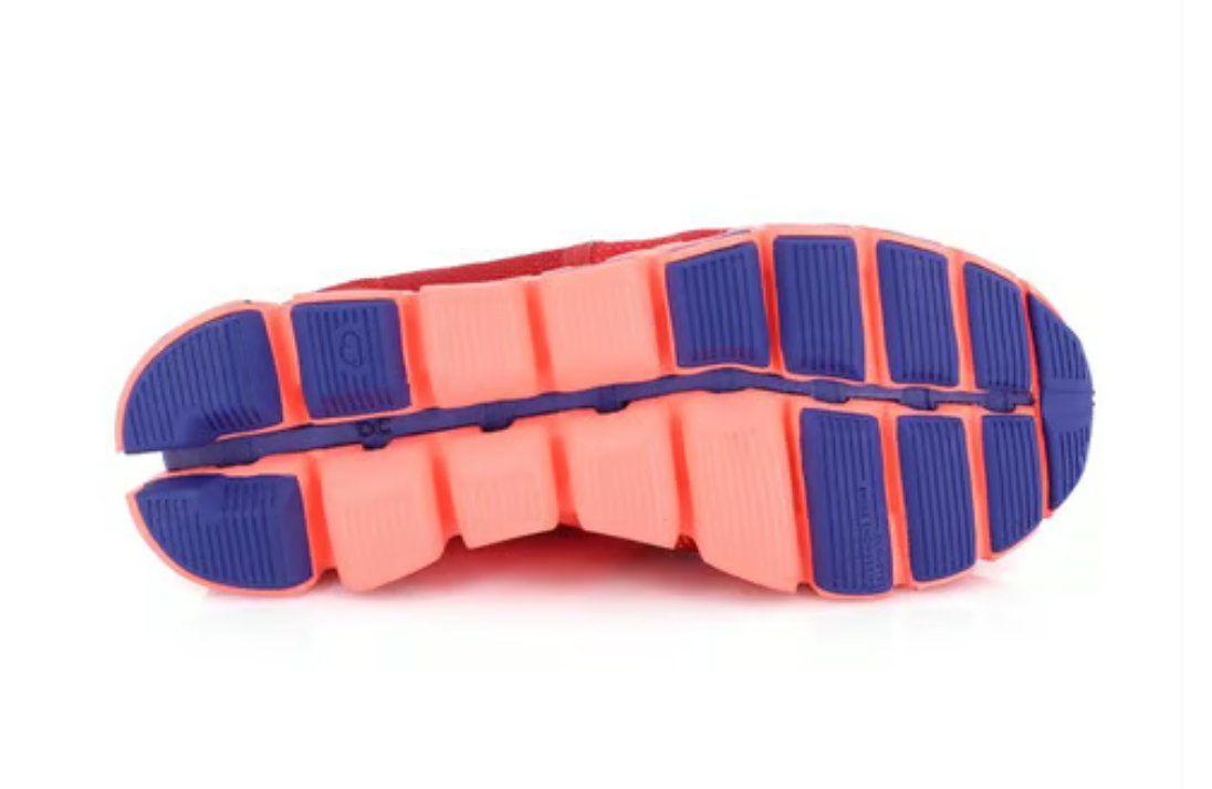 On Scarpe da donna: ON Laufschuh Cloud X Sneaker Grösse 36.5 – Nuovo e nell'imballaggio originale da Hombrechtikon venduto da Dannii0 3