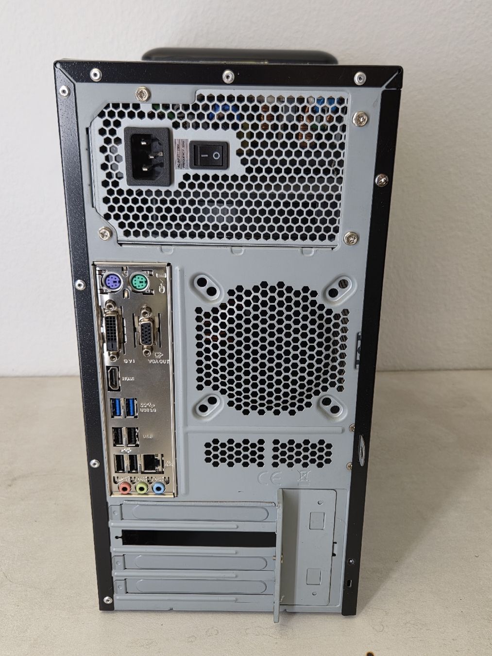 Asus PCs: PC Board Asus, 8GB RAM – Gebraucht aus SCHAFFHAUSEN von Atami99 5