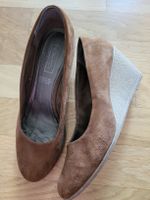 Damen Keilabsatz Schuhe braun Wildleder Grösse 40