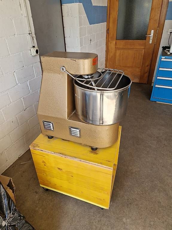Küchengeräte: Knetmaschine Kupper – Gebraucht aus Schupfart von Tobi877 2
