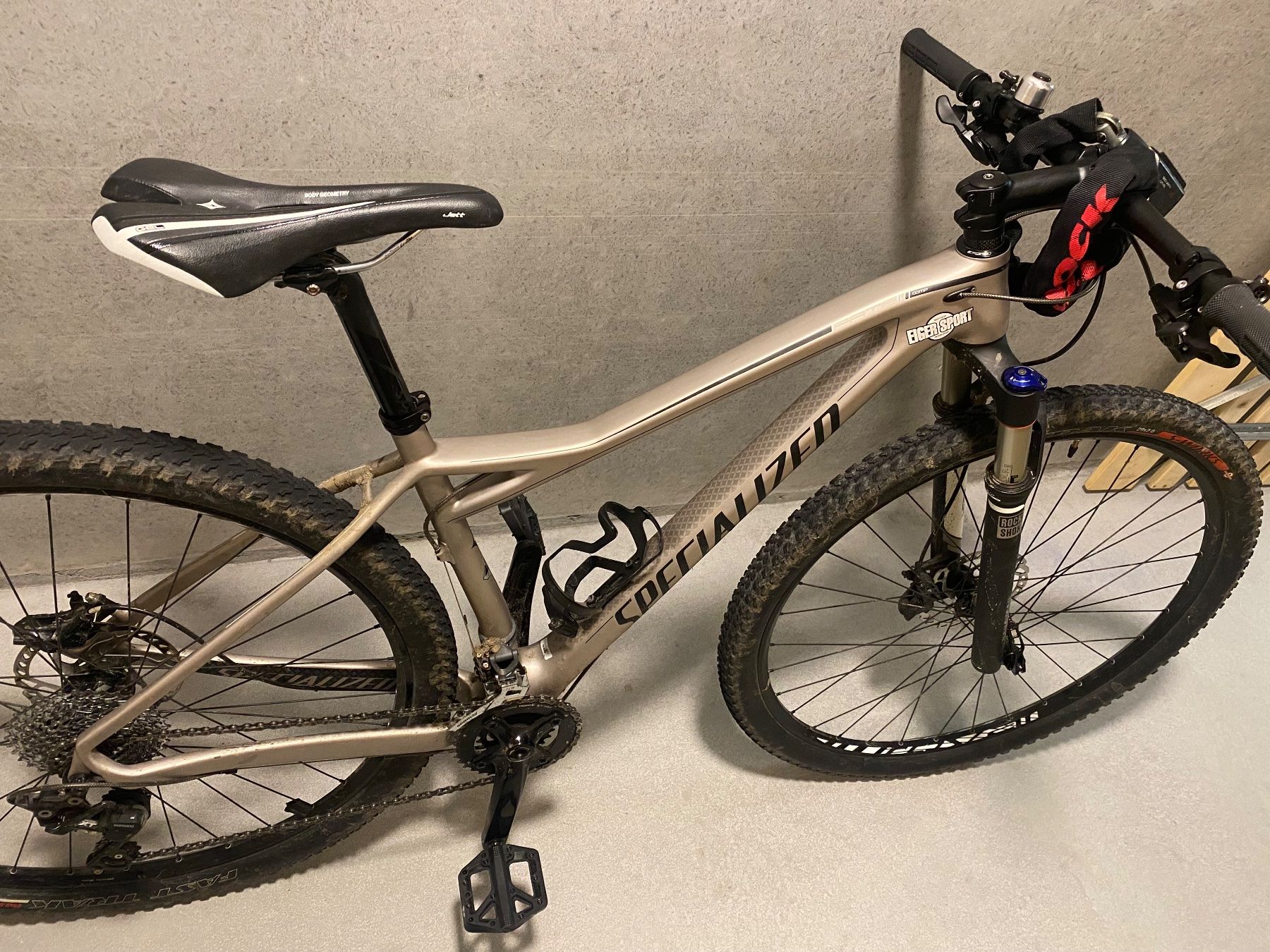 Specialized Vélos: Specialized fate comp – D'occasion à Matten b. Interl par iamue 4