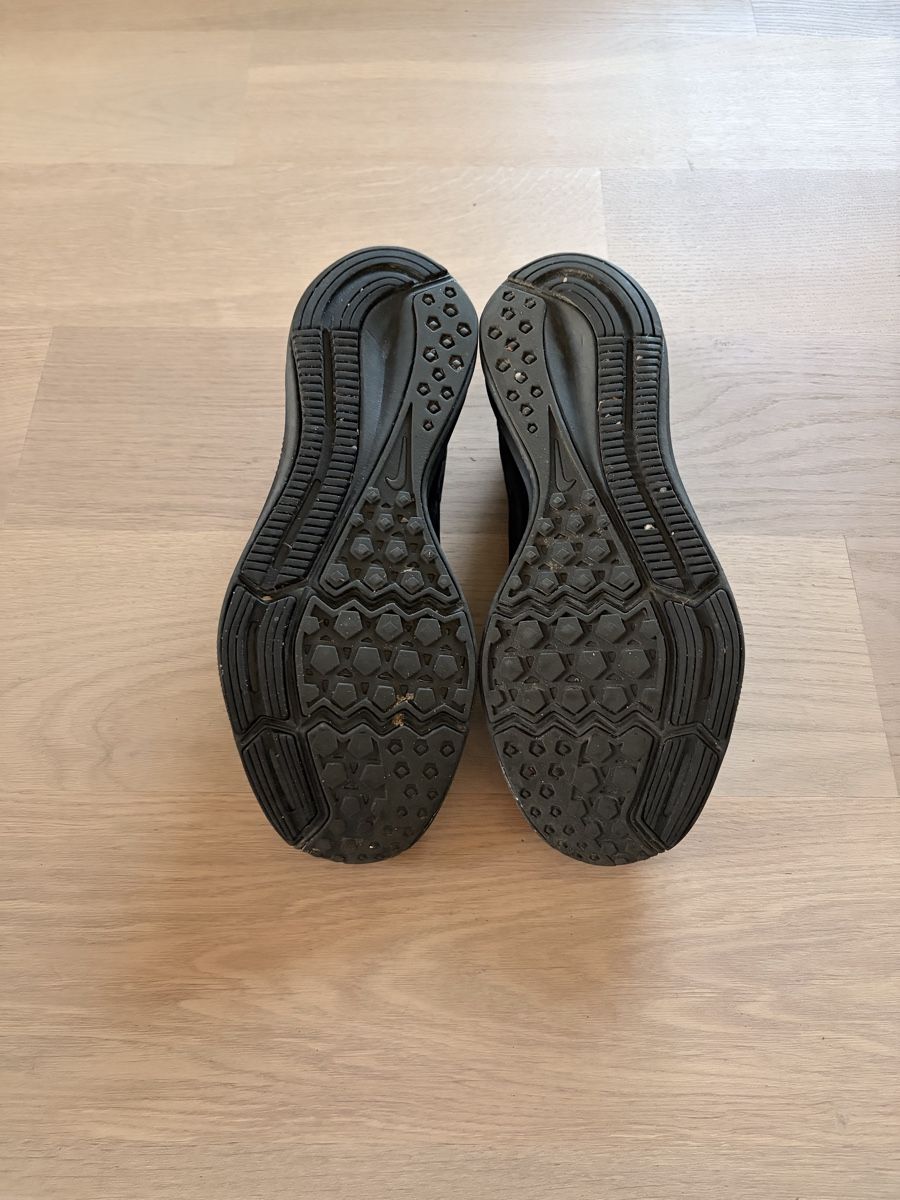 Nike Chaussures femmes: Nike Downshift Ter 7 – D'occasion à Rotkreuz par sab_bas 3