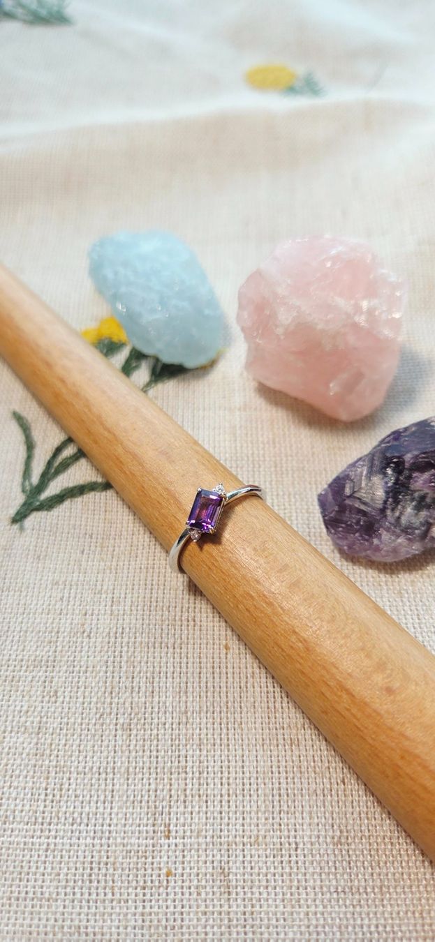 Anelli: NEW - S925 Amethyst Ring (Adjustable) – Nuovo (secondo la descrizione) da Zürich venduto da cin_wcf6 1