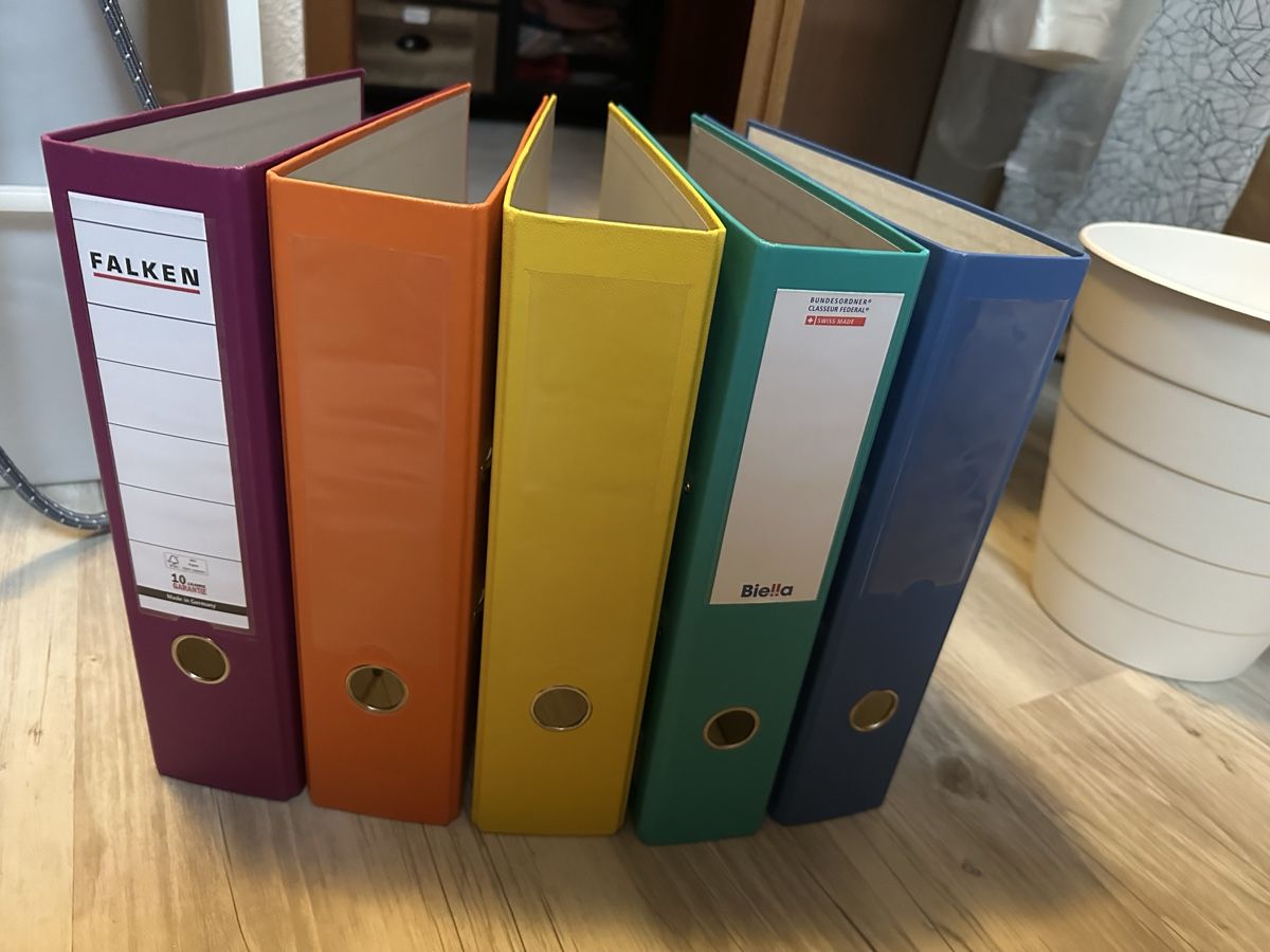 Raccoglitori: Lot de 5 classeurs – Usato da Riaz venduto da AxC07