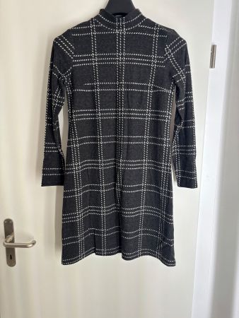 Esprit Strickkleid XS Grau/Weiss Kariert