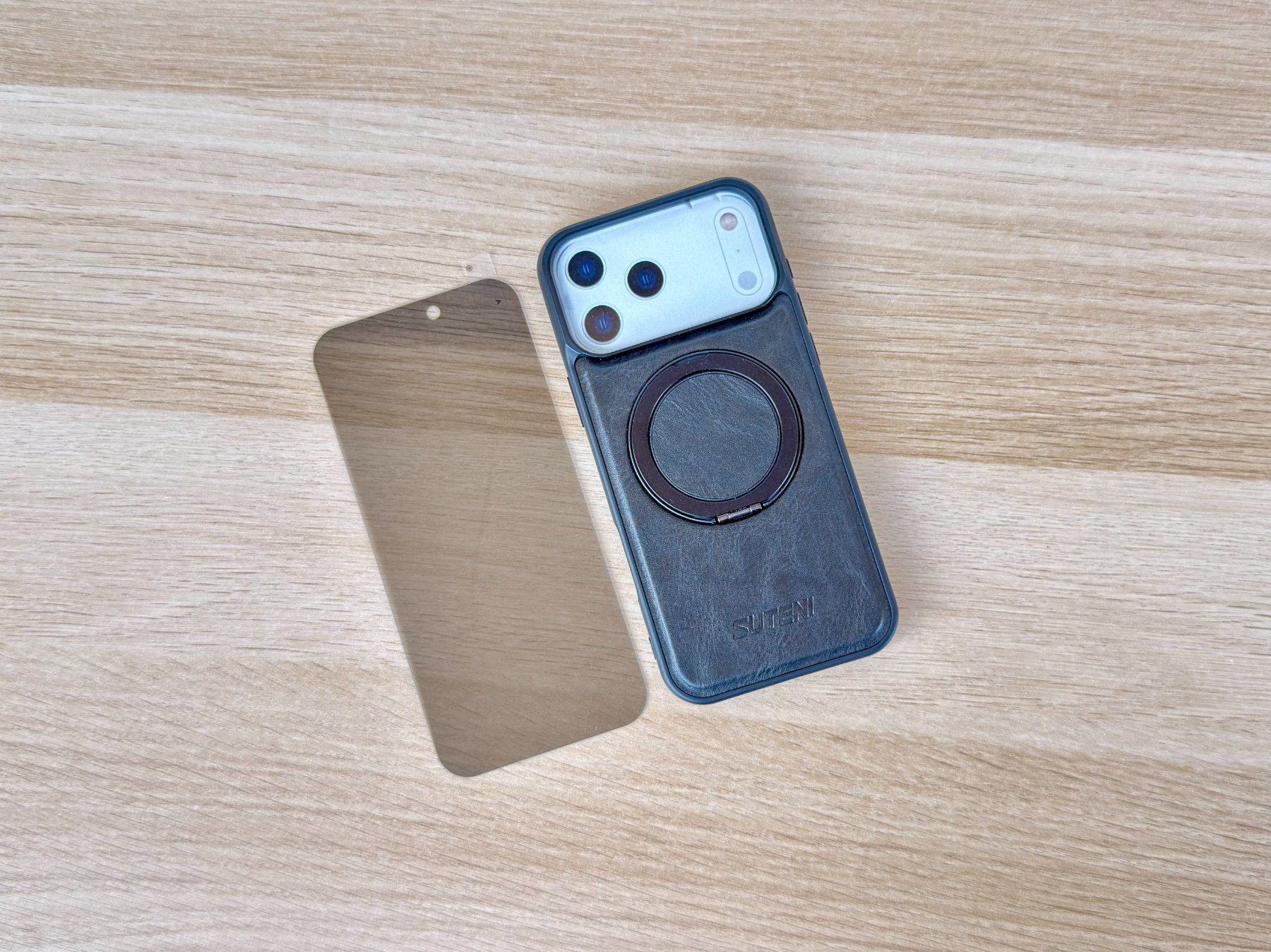Apple Cover & Protezioni schermo: coque iPhone 17 Pro Max noire – Nuovo e nell'imballaggio originale da Thônex venduto da BrYu 4