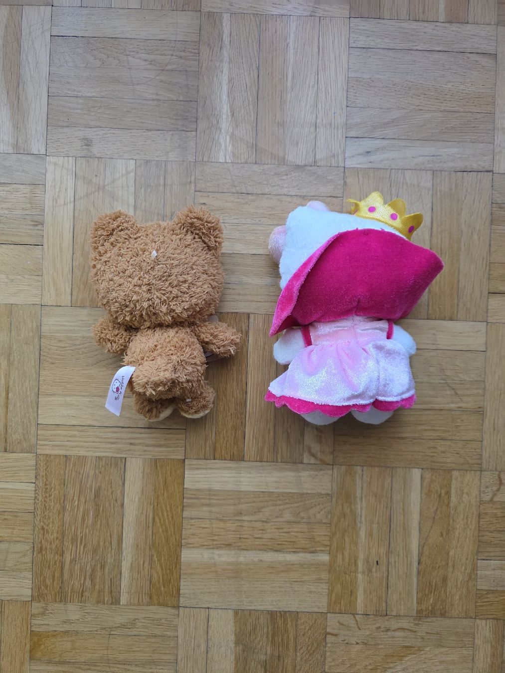 Hello Kitty Giocattoli: 2 Hello Kitty – Usato da Bellinzona venduto da Qwer_h7j7 1
