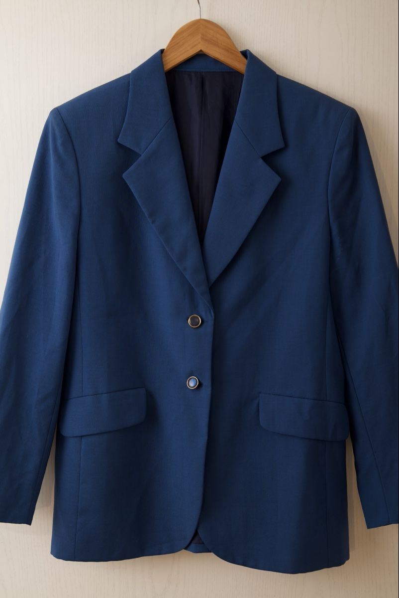 Completi & Tailleur: Blazer blau Grösse M – Usato da Fribourg venduto da ani_qj7v