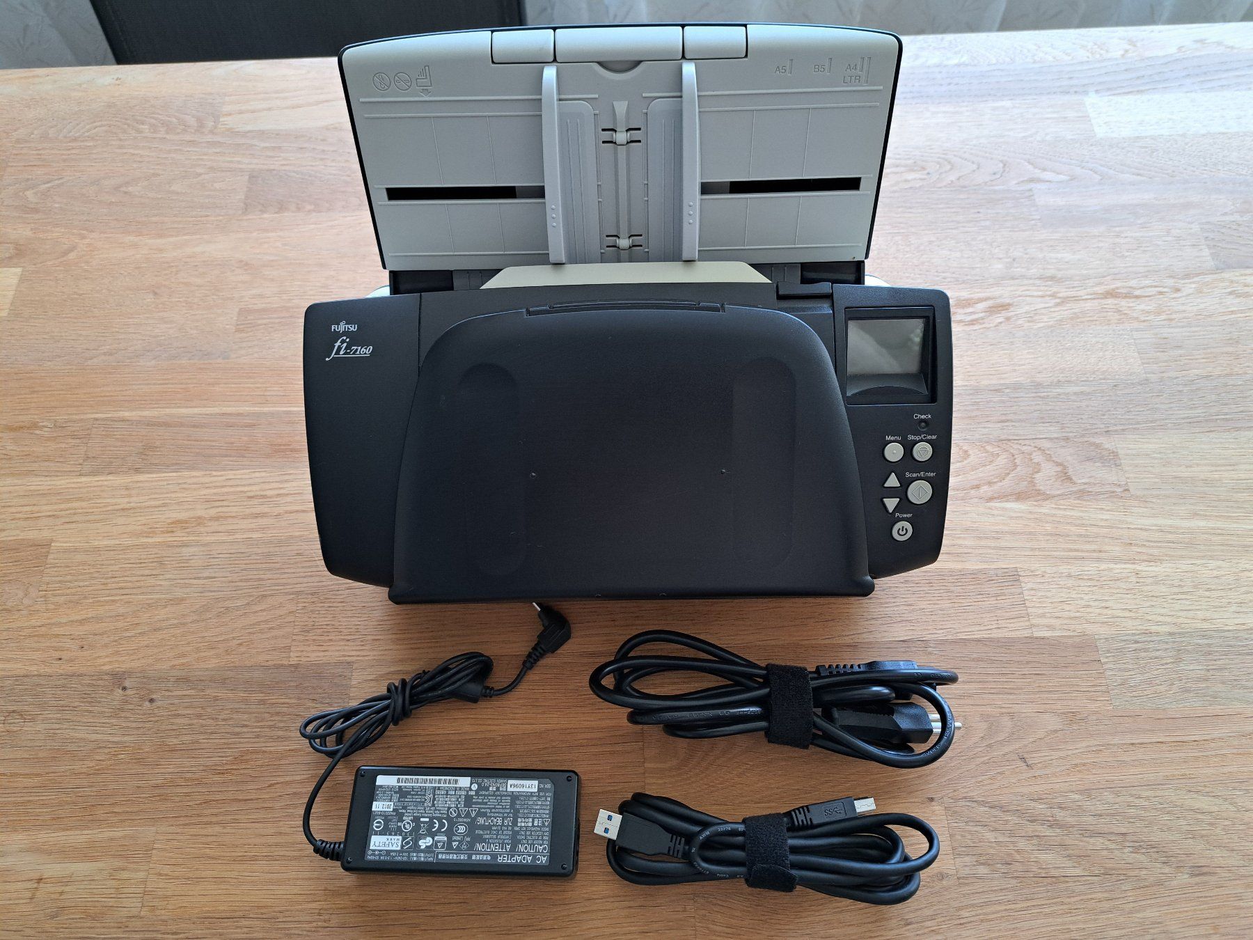 Fujitsu Scanner: RICOH (FUJITSU) FI-7160 Scanner – Gebraucht aus Effretikon von Skycon