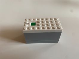 LEGO - EISENBAHN - BLUETHOOT - BATTERIENHALTER